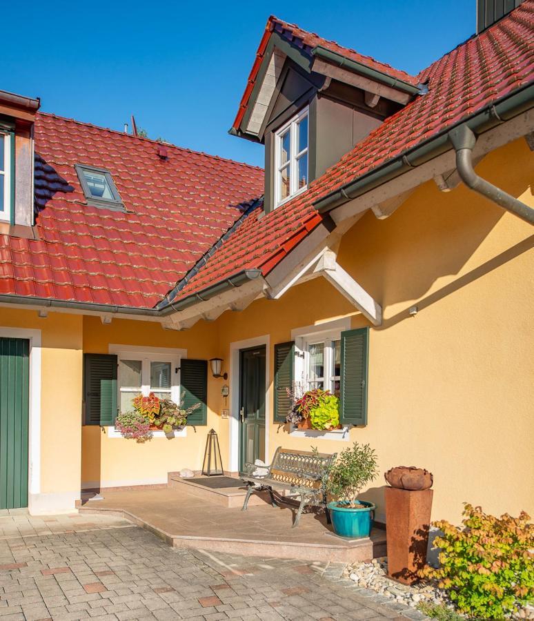 Einzigartige Naturoase im Süden von Ingolstadt Brautlach Exterior foto